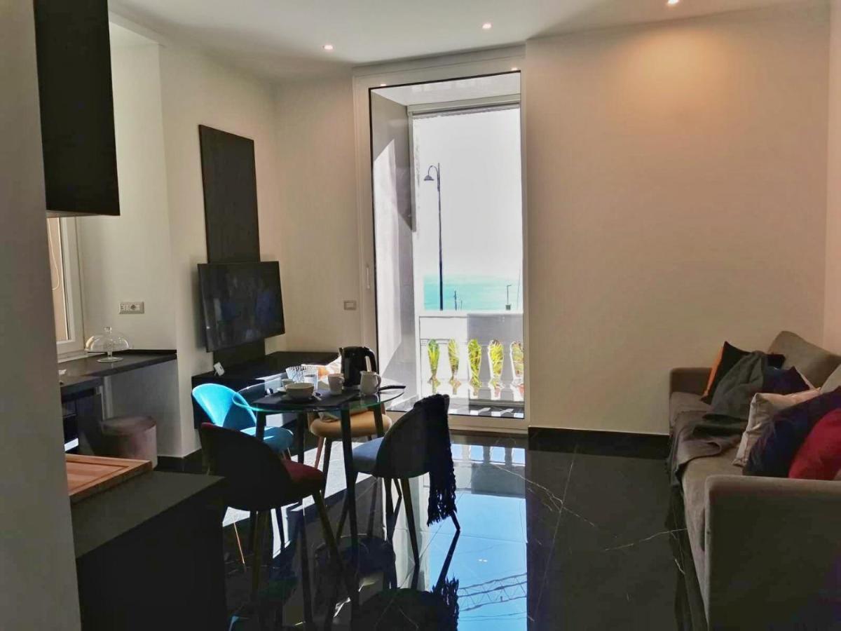 נאפולי Vomero Guest House מראה חיצוני תמונה